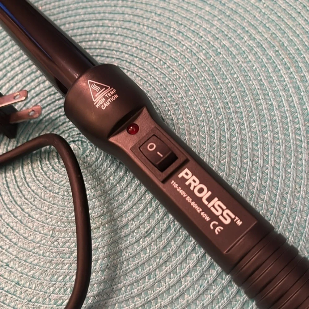 PROLISS Twister Black Curling Iron Wand Curler